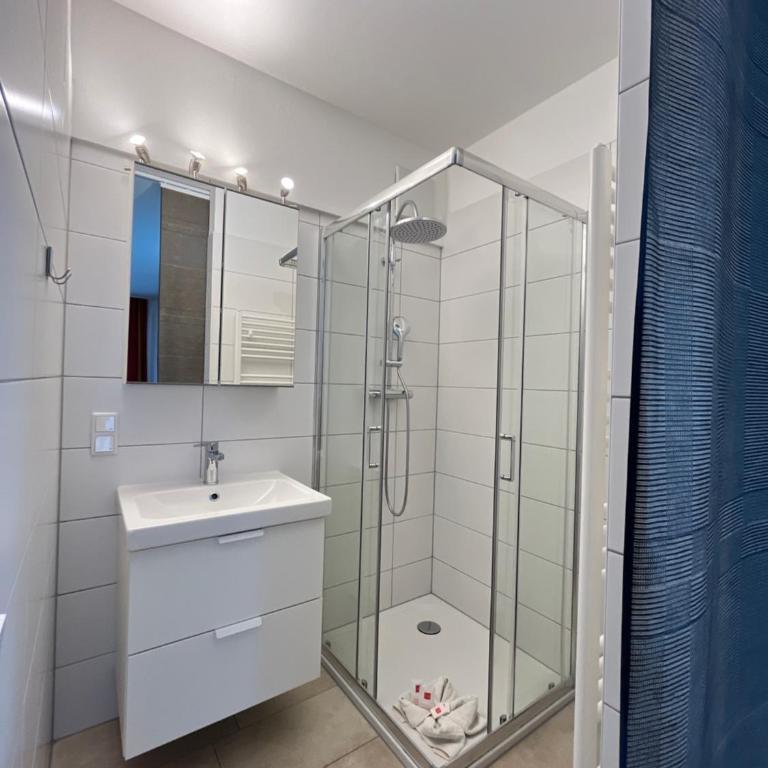 Pension Neuhof - Doppelzimmer mit Terrasse - 2