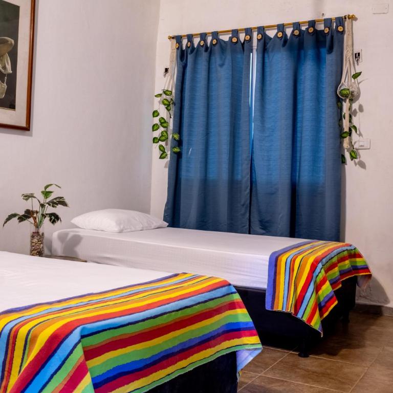Hostal y Camping Villa Guadua Tayrona - Habitación Doble con baño privado - 9