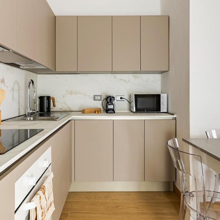 Luxury Apartment , Super WiFi - P r a t u r e c c i Group - Two-Bedroom Apartment - 3