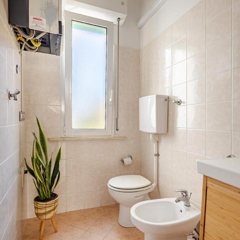 Luxury Apartment , Super WiFi - P r a t u r e c c i Group - Two-Bedroom Apartment - 11