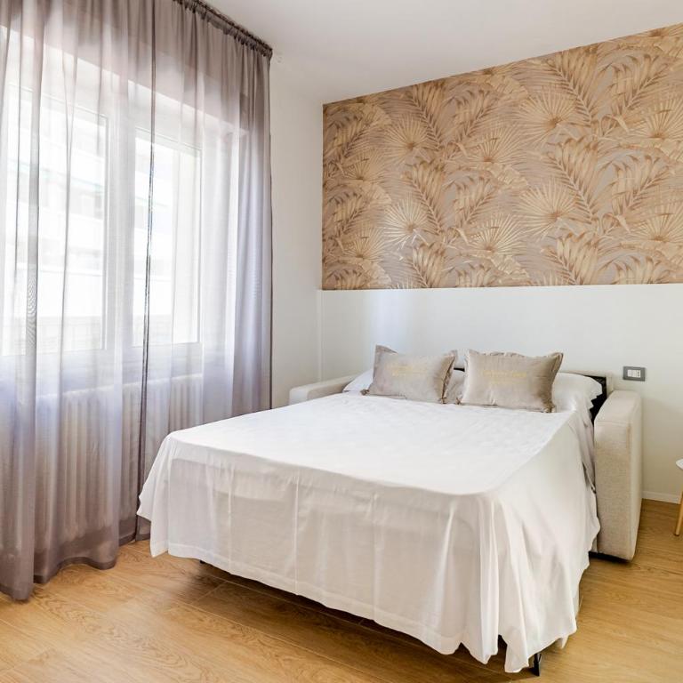 Luxury Apartment , Super WiFi - P r a t u r e c c i Group - Two-Bedroom Apartment - 19