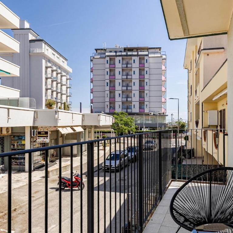 Luxury Apartment , Super WiFi - P r a t u r e c c i Group - Two-Bedroom Apartment - 14