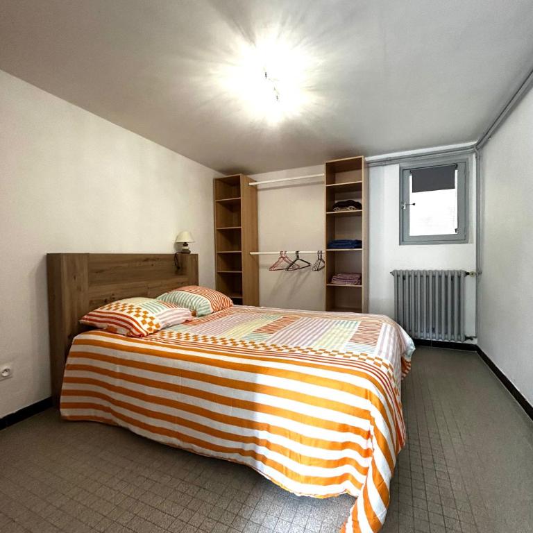 Le fonvialane - T2 Pétanque et verdure - Appartamento con 1 Camera da Letto e Vista Giardino - 6