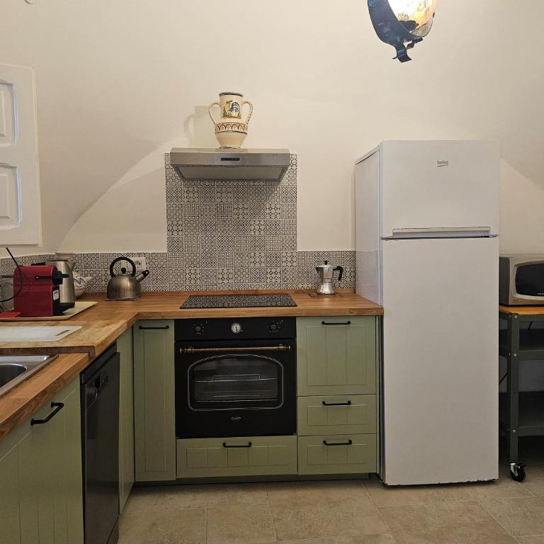Trulli con piscina privata - Casa con 4 camere da letto - 15