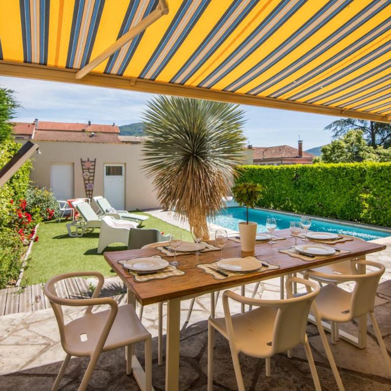 Le nid des ailes piscine jardin parking centre-ville - Villa avec Piscine Privée - 1
