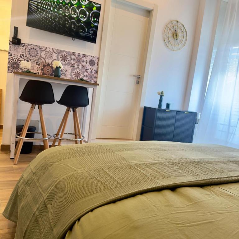 Dama's house downtown - Two-Bedroom Apartment - 13