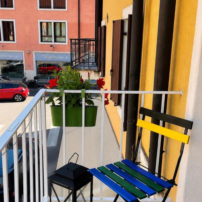 Al Carlino Verona - Camera Matrimoniale con Balcone - 12