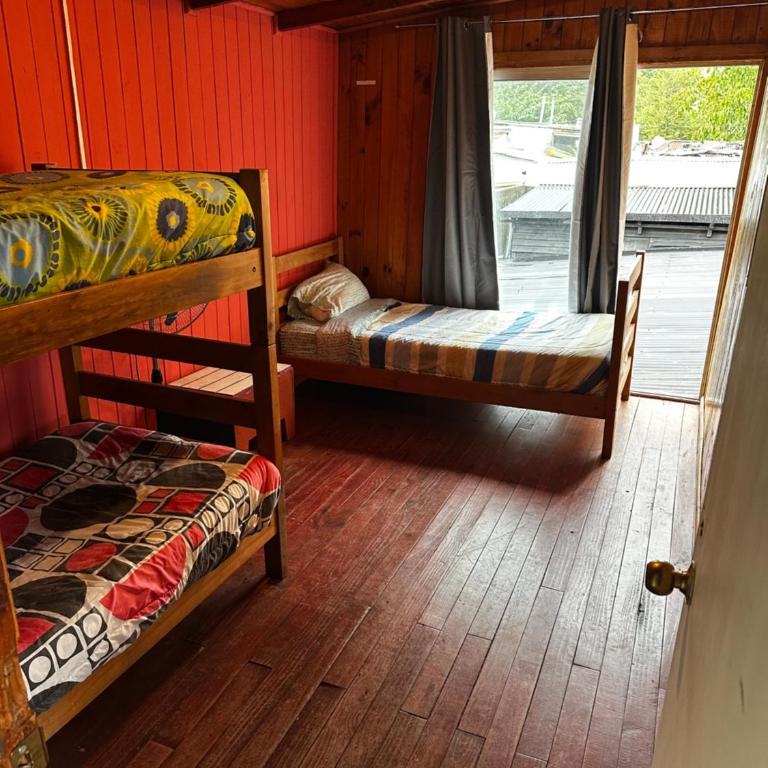 Hostal Palguin 261 - Cama individual en habitación compartida - 1