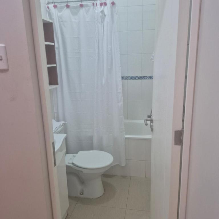 casa completa e independiente en 2 piso - Casa de 4 dormitorios - 4