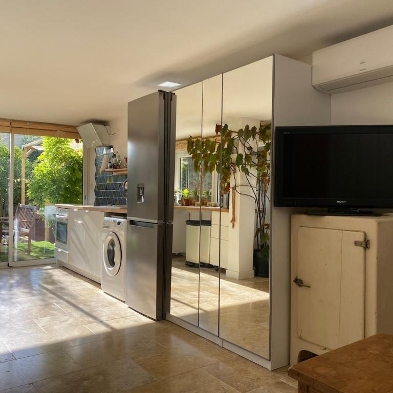 Joli T2 dans une villa - Apartment mit 1 Schlafzimmer - 23