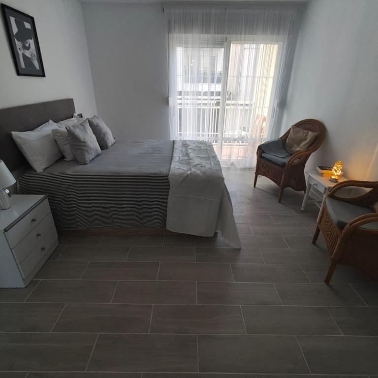 Torrevieja Dreams - Appartamento con 2 Camere da Letto - 2