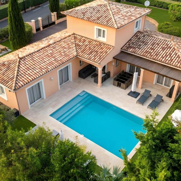 Villa Giovanna à Saint-Raphaël avec piscine chauffée - Villa con Piscina Privata - 1