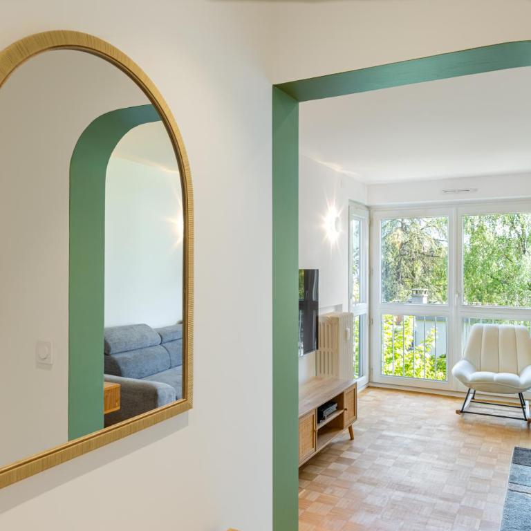 Cozy 2BR Flat 10 Min to Lake City Centre - Apartment mit 2 Schlafzimmern - 1