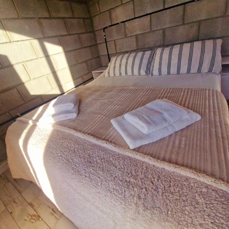 Descanso del Monte - Three-Bedroom House - 5