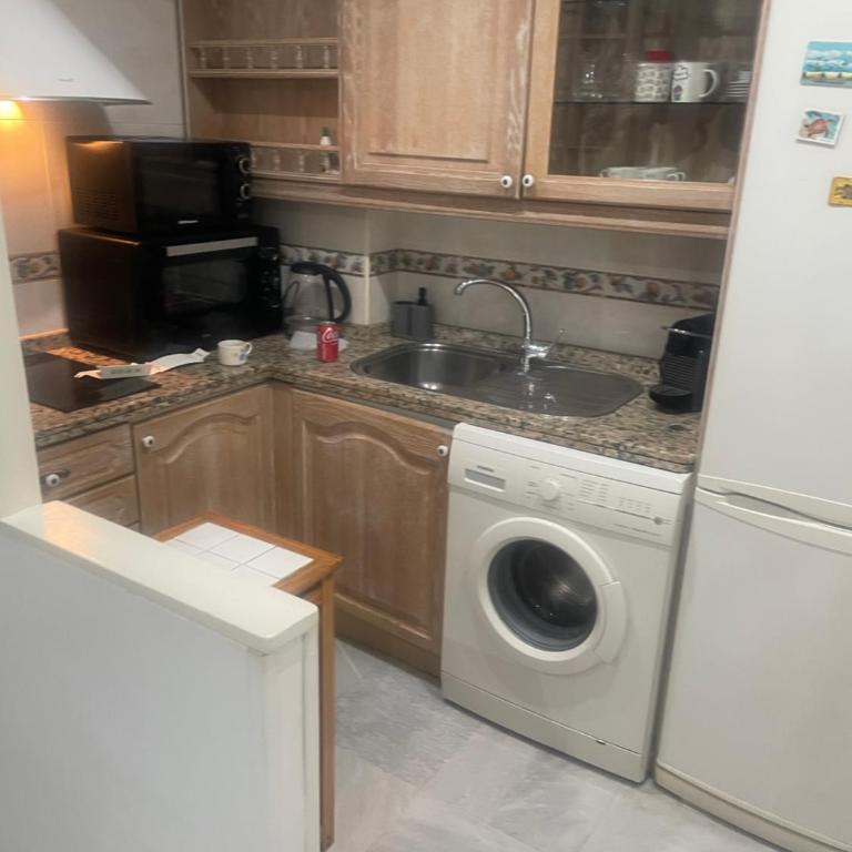 poolside paradise marbella apartment - Two-Bedroom Apartment - 6