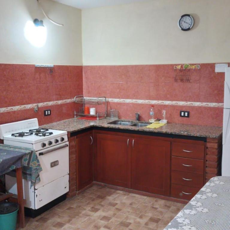 Casa para alquilar - Three-Bedroom House - 4
