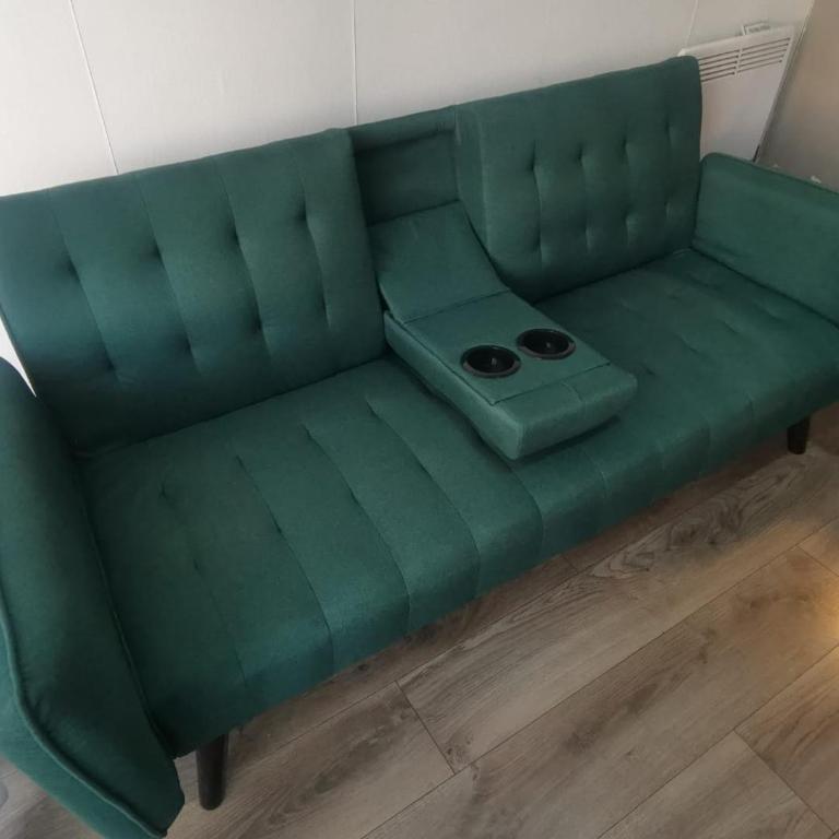 Comfortable next to airport Mutual and Terminal - Two-Bedroom Apartment - 23