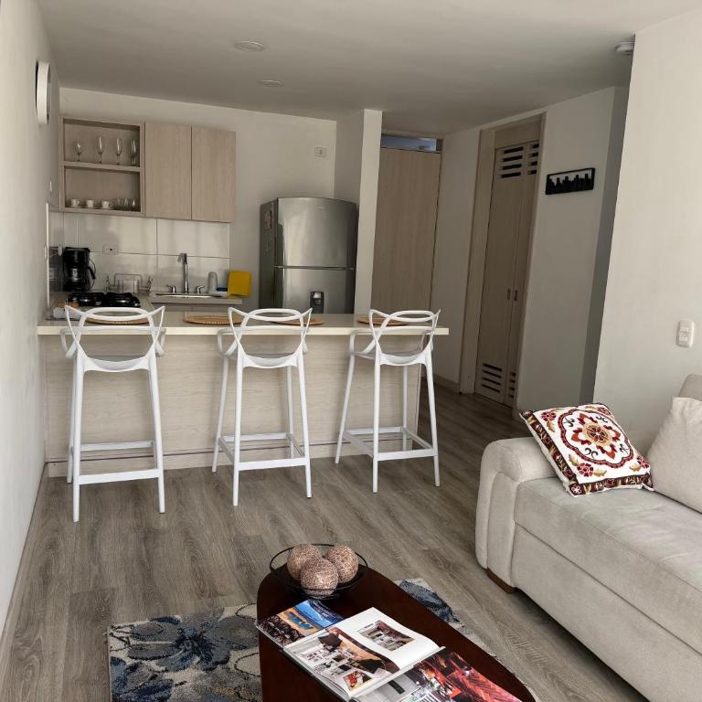 Apartamento frente a Mallplaza - Apartamento de 2 dormitorios - 2