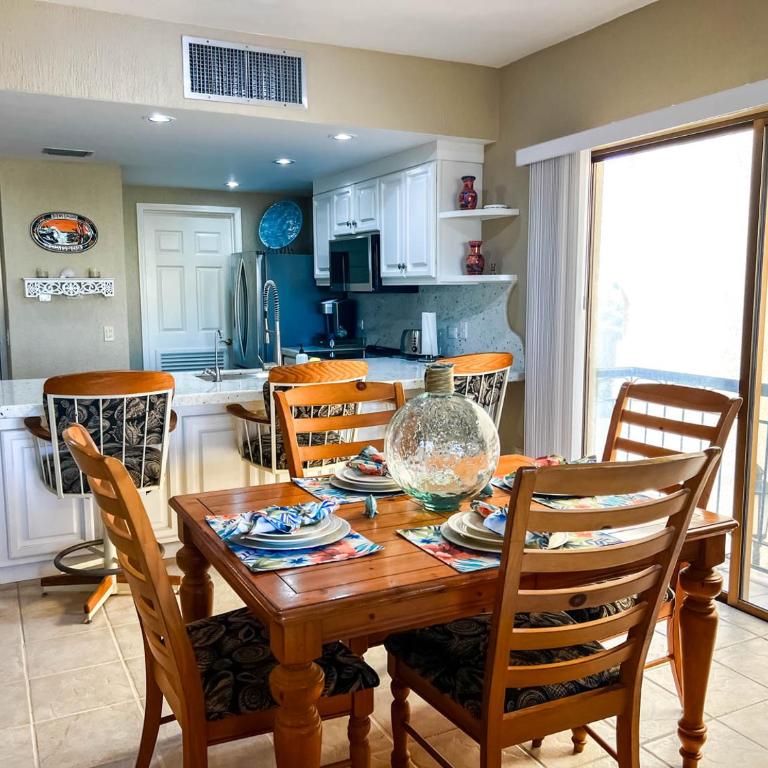 Sandy Beach Princesa B309 Ocean Front Resort - Two-Bedroom Apartment with Balcony and Sea View - 32