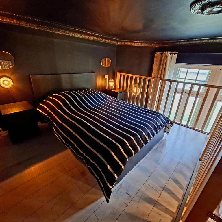 STUDIO avec MEZZANINE - Apartamento de 1 dormitorio - 11