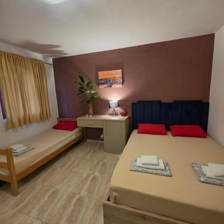 Apartmani Tina - Studio mit Bergblick - 5