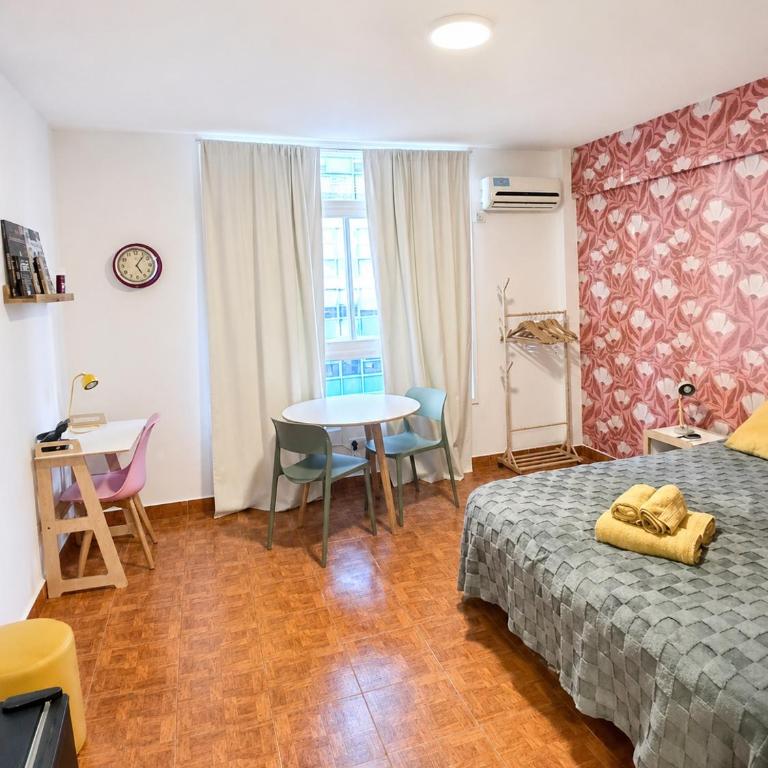 Estudio chic muy cerca del Obelisco sobre Av Corrientes - One-Bedroom Apartment - 1