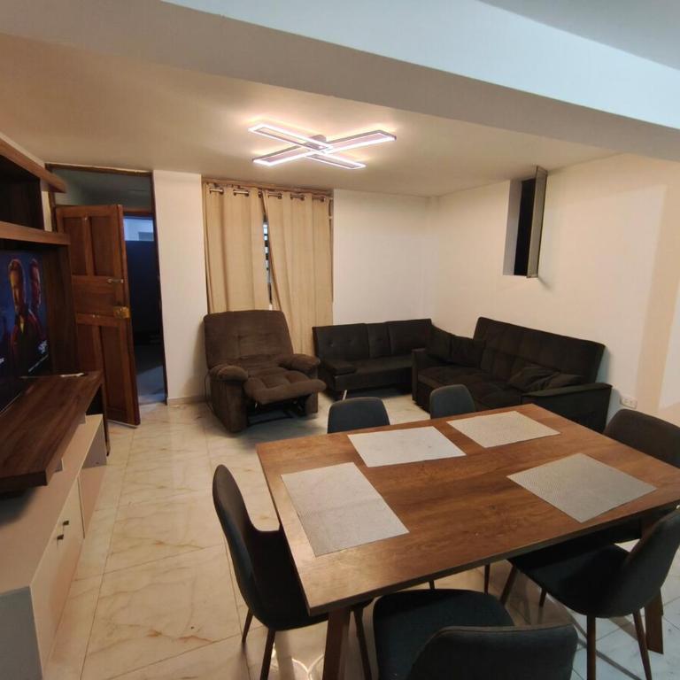 Casa GIGA 3 pisos - Apartamento - 23