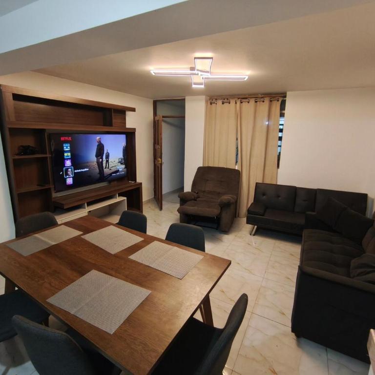 Casa GIGA 3 pisos - Apartamento - 62