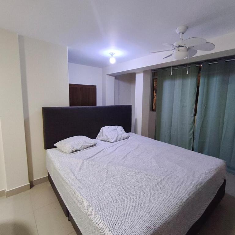 Casa GIGA 3 pisos - Apartamento - 63