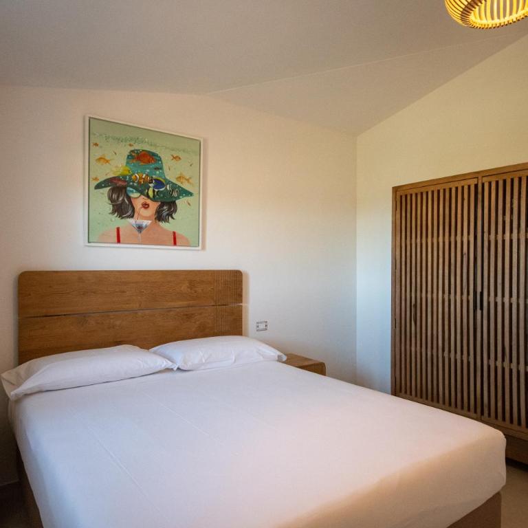 Villa Li Celvi - by Nord Est Coast - Three-Bedroom Villa - 25