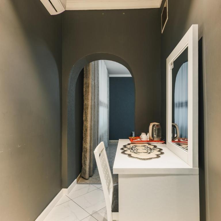 APART-HOTEL PRESiDENT 2 - One-Bedroom Apartment with Balcony - 2