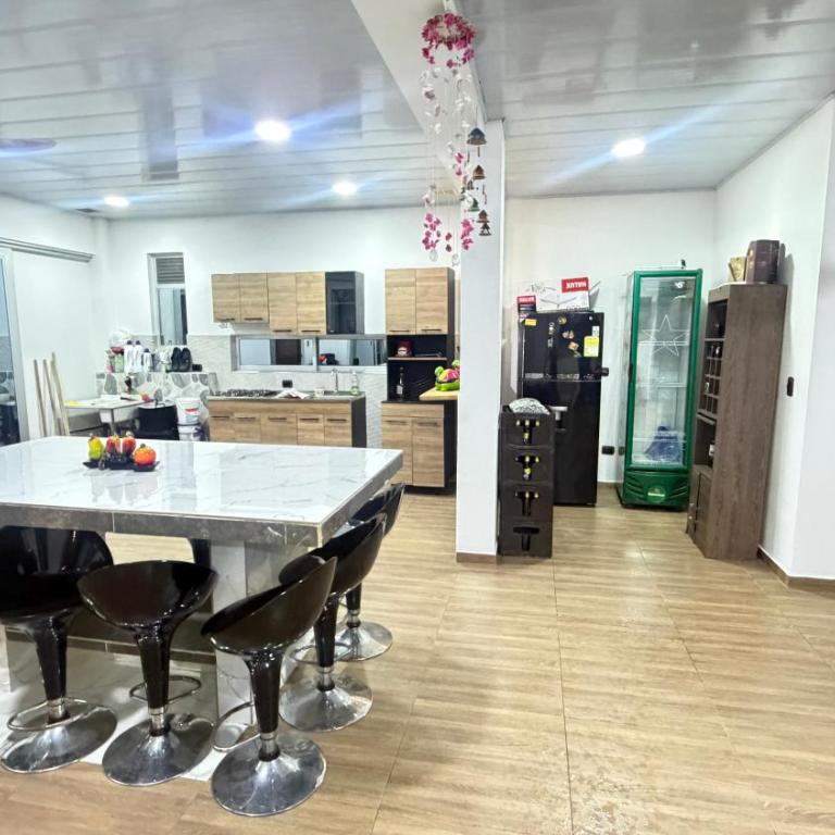 Quinta Santa Isabel - Four-Bedroom House - 16