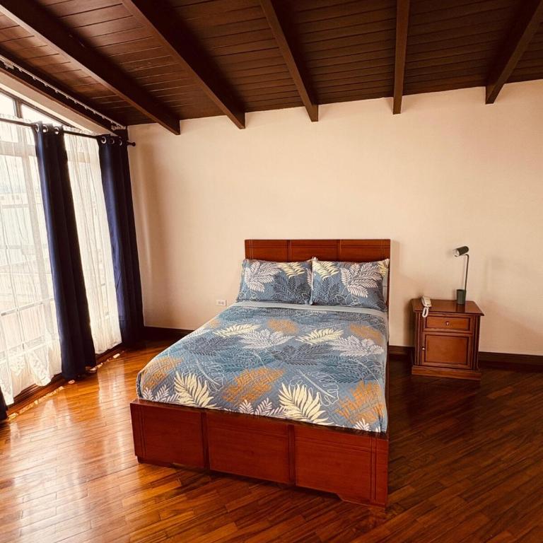 Duplex apartment near Solca, Quito-Norte - Apartamento de 3 dormitorios - 6