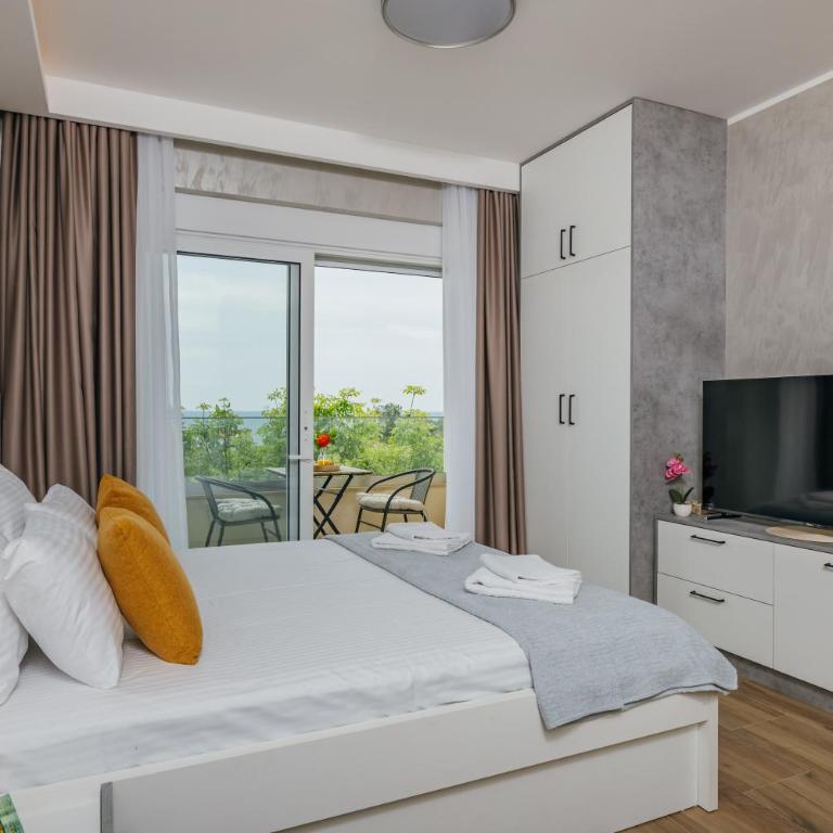 Apartments Via Mare - Triple Studio with Sea View - 11