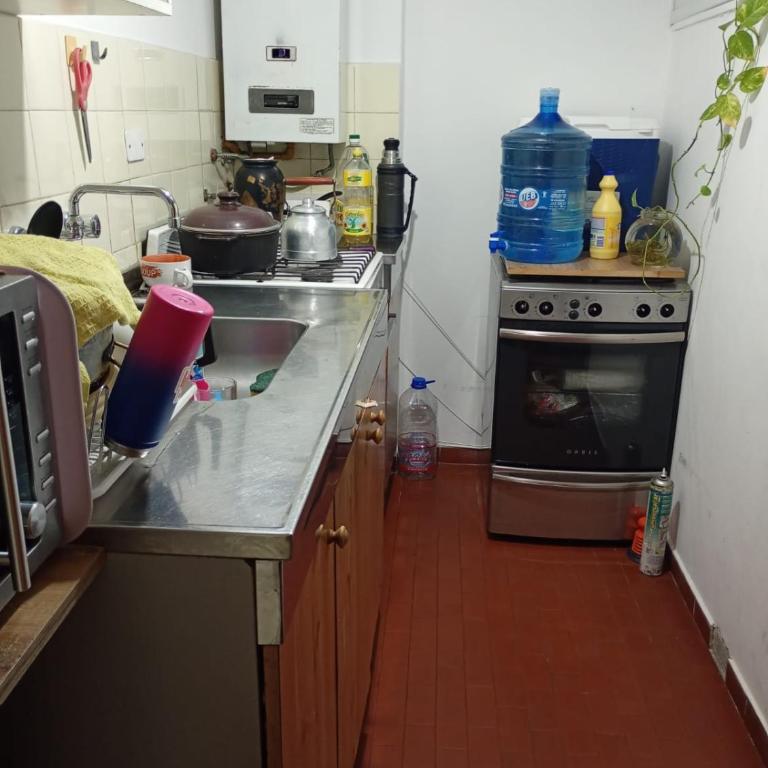 27 de Abril a metros del centro - One-Bedroom Apartment - 8