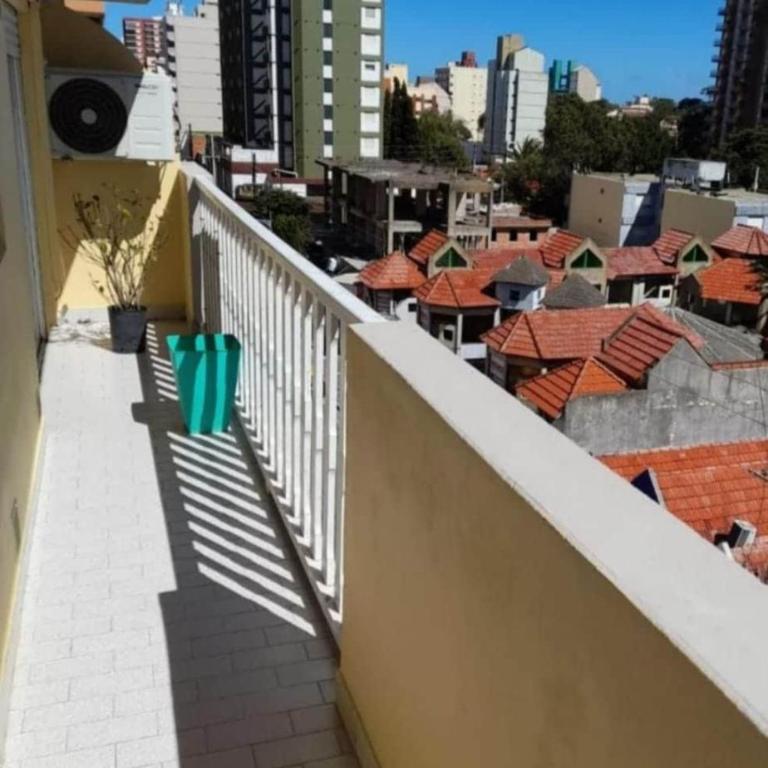Excellent 2 rooms in front with balcony - One-Bedroom Apartment - 4