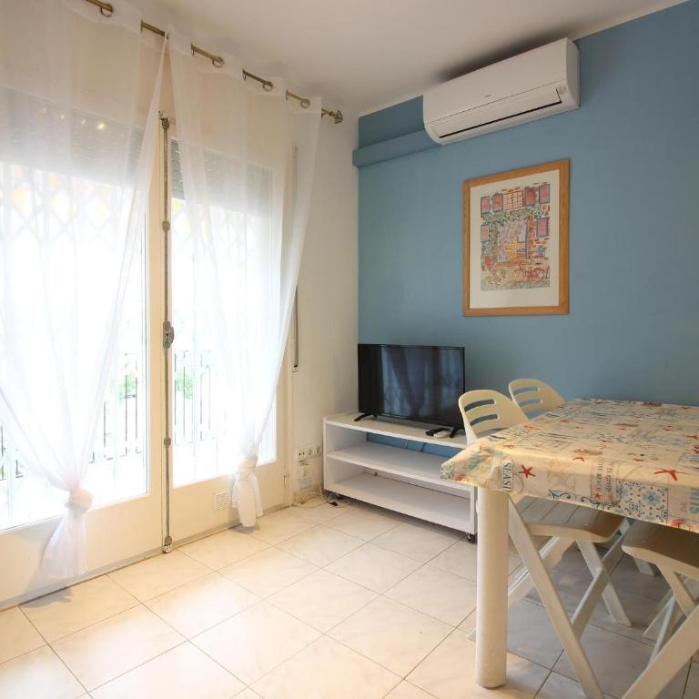 Apartamento céntrico en Empuriabrava, a 600m de la playa, con balcón y aire acondicionado. - ES-228-188 - Appartement - 10