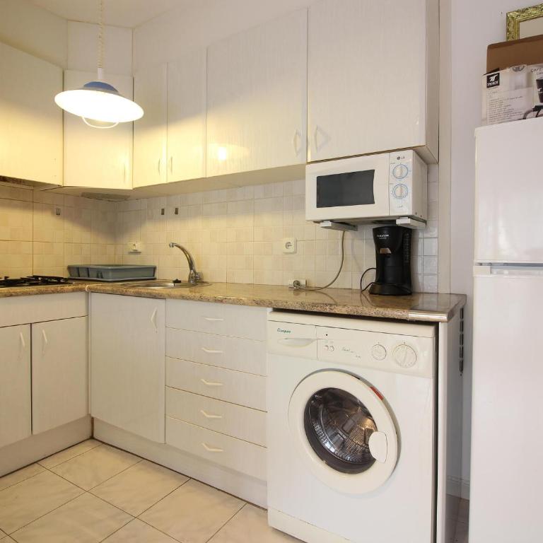 Apartamento céntrico en Empuriabrava, a 600m de la playa, con balcón y aire acondicionado. - ES-228-188 - Appartement - 16
