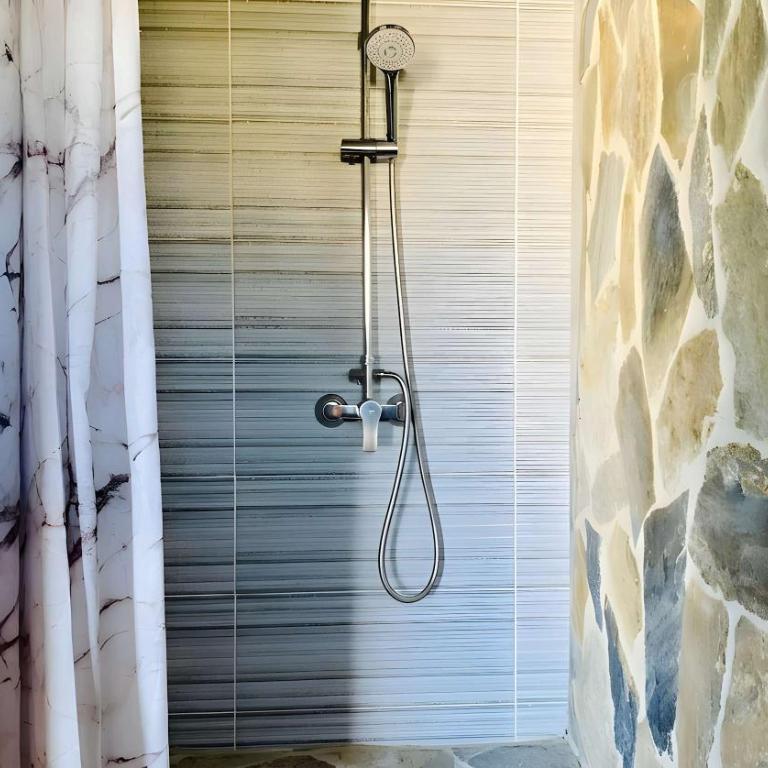 Amplio Chalet con Piscina privada Terraza y Barbacoa Cerca del pueblo - Casa - 29