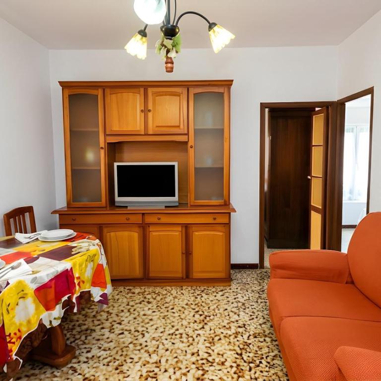 Apartamento Cerca del mar 5 personas no aceptamios grupos de jovenes lugar tranquilo - Apartment - 1