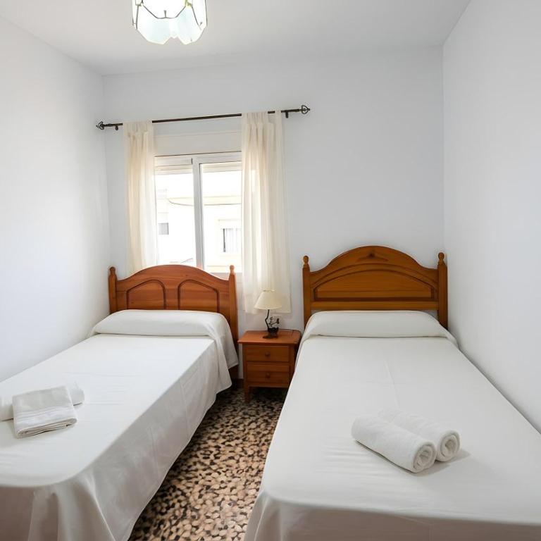 Apartamento Cerca del mar 5 personas no aceptamios grupos de jovenes lugar tranquilo - Apartment - 7