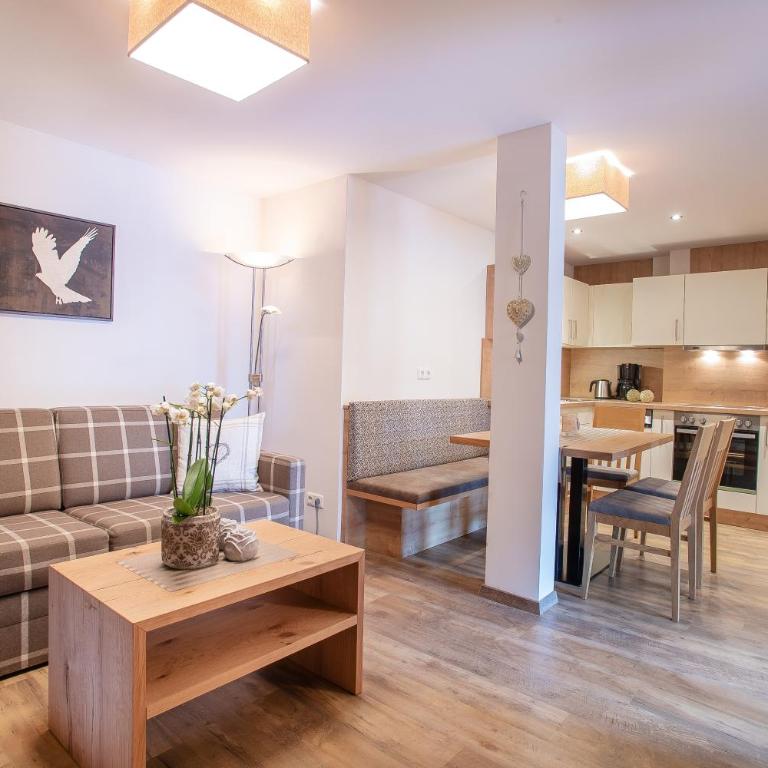 Alpenherz Ferienwohnungen - Appartamento di 70 m² con 2 Camere da Letto - 1