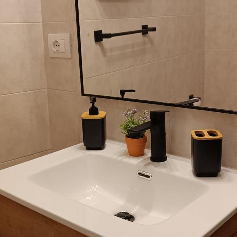Gina&Gian Guest House - Appartamento con 1 Camera da Letto - 8