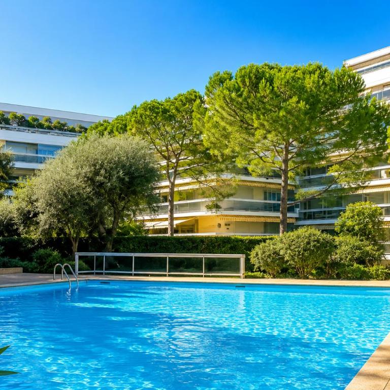 Appartement climatisé avec piscine, proche centre et plages d'Antibes - Studio avec Vue sur Jardin - 1