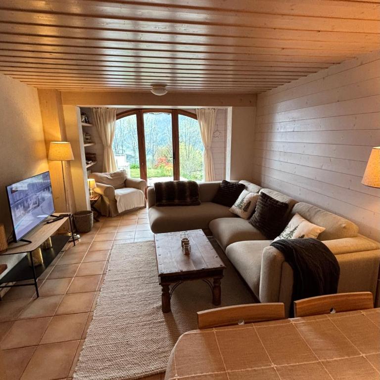 Charmant appartement avec jardin et magnifique vue - Appartement - 9