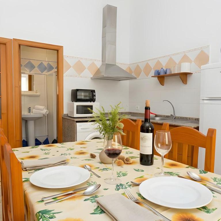 Apartamento Noria solo para Familias y Parejas - Apartment - 2
