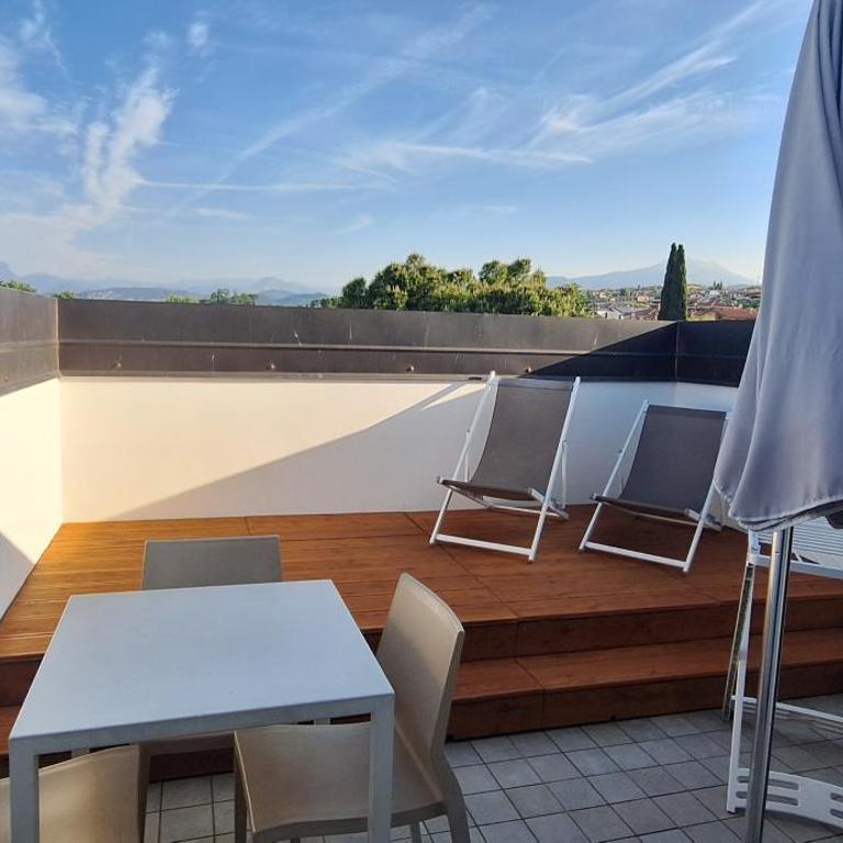 Vialeromadodici Rooms & Apartments - Appartamento con Terrazza - 2