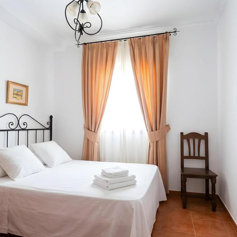 Apartamento 2 dormitorios en Conil - Piscina compartida y cerca de Roche - Apartment - 8