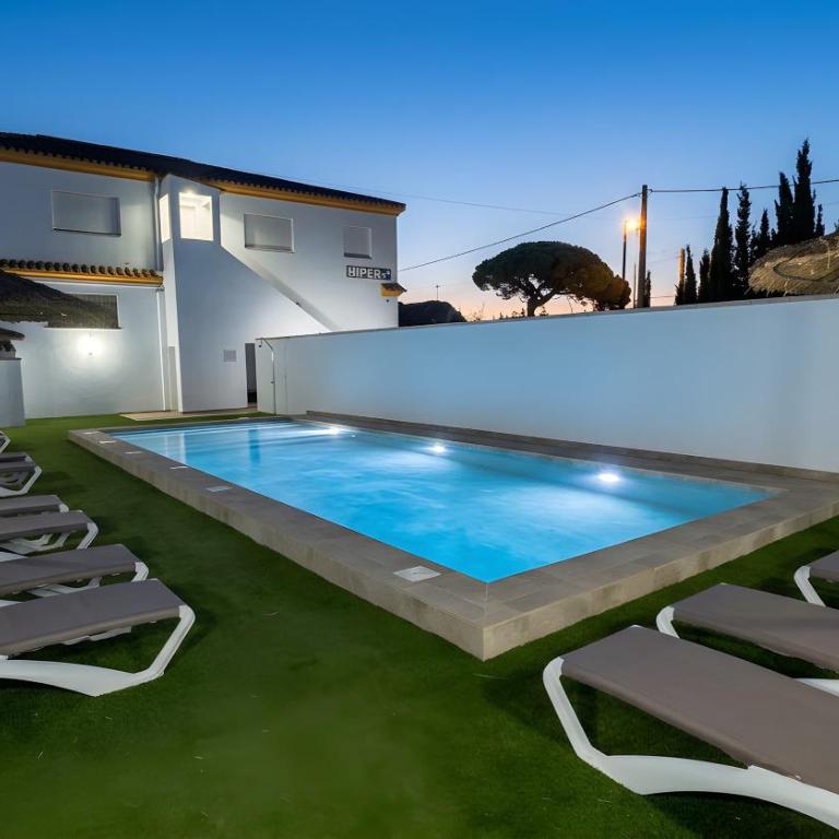Apartamento familiar en Conil - Piscina compartida parking y playa cerca en coche - Apartment - 1