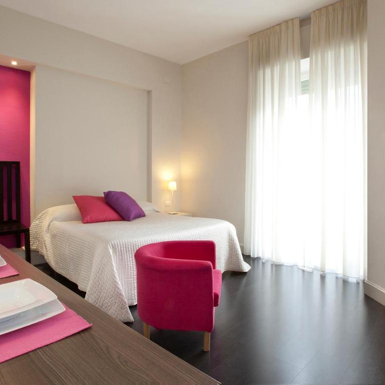 Sorrento Apartments One - Deluxe Double Room with Balcony - 11